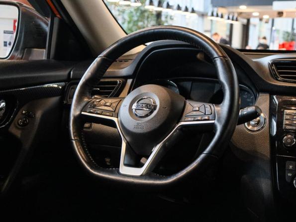 Nissan X-Trail III Рестайлинг с пробегом 2018 года, цена 3 180 000 рублей, 25737 км, внедорожник, Автокод Объявления