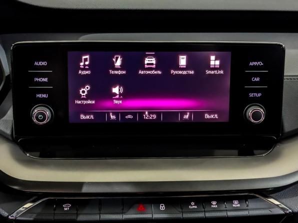 Skoda Octavia IV (A8) с пробегом 2021 года, цена 2 035 000 рублей, 80408 км, лифтбек, Автокод Объявления