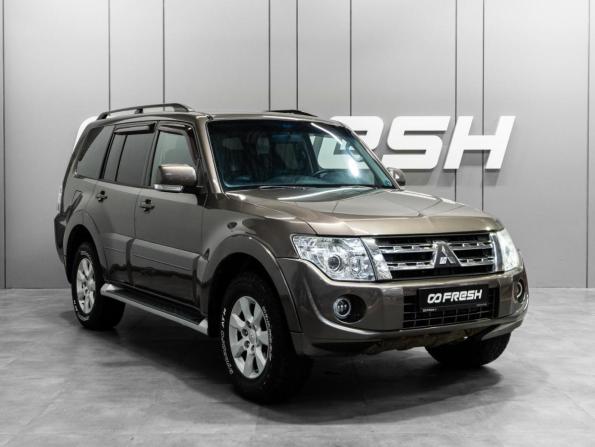 Mitsubishi Pajero IV Рестайлинг 1 с пробегом 2011 года, цена 1 699 000 рублей, 307477 км, внедорожник, Автокод Объявления