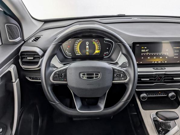 Geely Coolray I с пробегом 2023 года, цена 1 825 000 рублей, 32359 км, внедорожник, Автокод Объявления