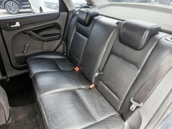 Ford Focus II с пробегом 2005 года, цена 349 000 рублей, 291441 км, седан, Автокод Объявления