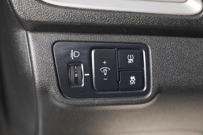 Hyundai Solaris II Рестайлинг с пробегом 2021 года, цена 1 099 000 рублей, 179004 км, седан, Автокод Объявления