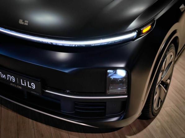 Новый Li Auto (Lixiang) L9 I Рестайлинг 2025 года, цена 11 990 000 рублей, внедорожник, Автокод Объявления