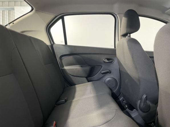 Renault Logan II Рестайлинг с пробегом 2019 года, цена 819 900 рублей, 103281 км, седан, Автокод Объявления