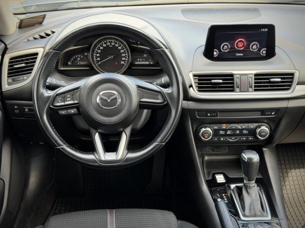 Mazda 3 III (BM) Рестайлинг с пробегом 2017 года, цена 1 550 000 рублей, 56000 км, седан, Автокод Объявления