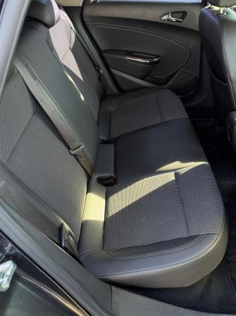Opel Astra J с пробегом 2011 года, цена 570 000 рублей, 156002 км, хэтчбек, Автокод Объявления