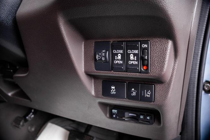 Honda Freed II Рестайлинг с пробегом 2020 года, цена 1 849 000 рублей, 116820 км, компактвэн, Автокод Объявления