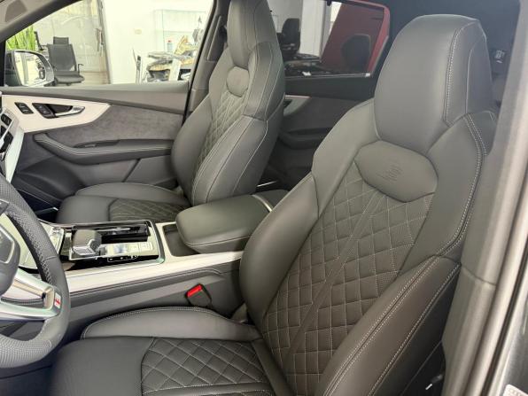 Audi Q7 II (4M) Рестайлинг 2 с пробегом 2025 года, цена 13 700 000 рублей, 15 км, внедорожник, Автокод Объявления