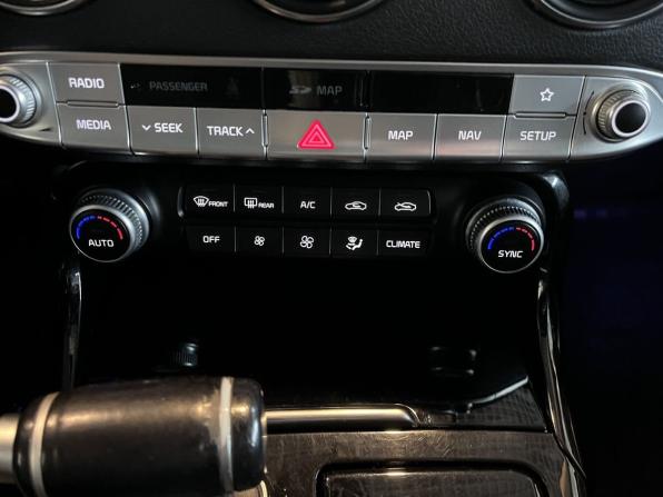 Kia Stinger I с пробегом 2019 года, цена 1 990 000 рублей, 159667 км, лифтбек, Автокод Объявления