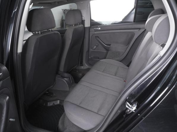 Volkswagen Golf V с пробегом 2005 года, цена 420 000 рублей, 330371 км, хэтчбек, Автокод Объявления