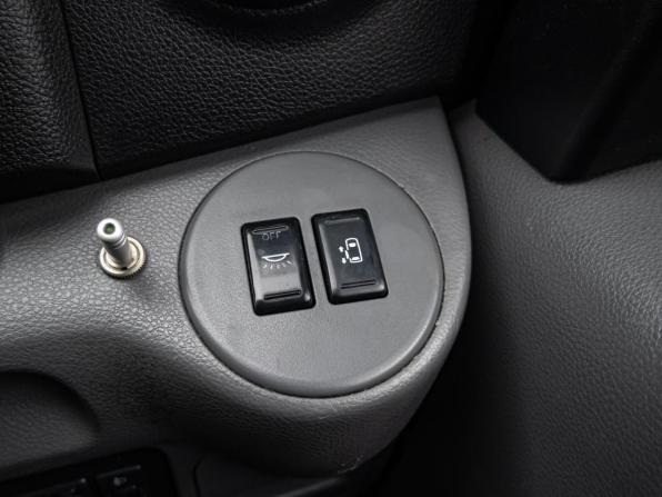 Nissan NV200 с пробегом 2016 года, цена 1 759 000 рублей, 94839 км, минивэн, Автокод Объявления