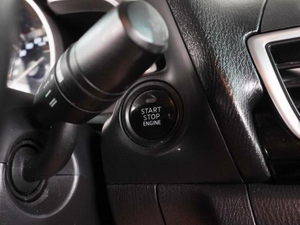 Mazda 3 III (BM) с пробегом 2014 года, цена 1 219 000 рублей, 101666 км, хэтчбек, Автокод Объявления
