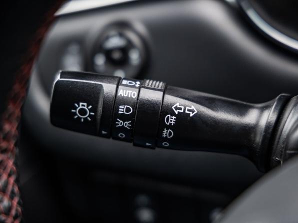 Kia Ceed GT I Рестайлинг с пробегом 2015 года, цена 1 339 000 рублей, 208046 км, хэтчбек, Автокод Объявления
