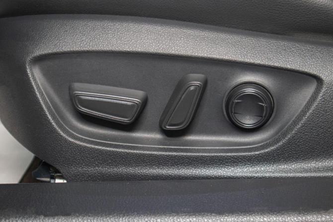 Toyota Camry VIII (XV70) Рестайлинг с пробегом 2021 года, цена 3 049 000 рублей, 80714 км, седан, Автокод Объявления
