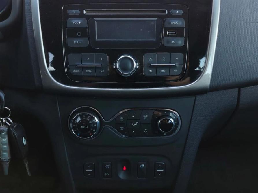 Renault Sandero II Санкт-Петербург  - изображение 16