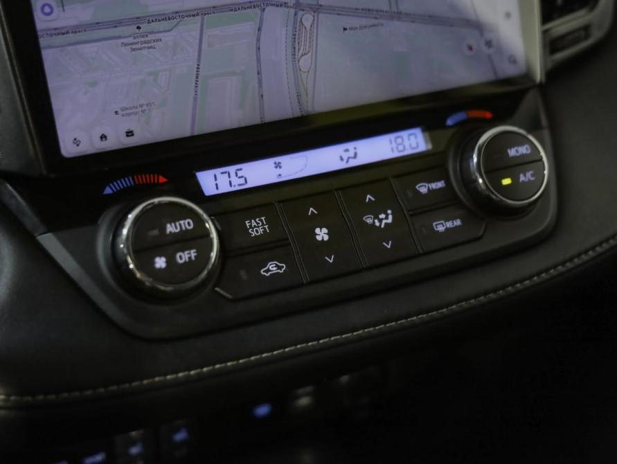 Toyota RAV4 IV (XA40) Рестайлинг Санкт-Петербург  - изображение 18