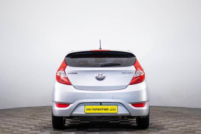 Hyundai Solaris I с пробегом 2012 года, цена 899 000 рублей, 192356 км, хэтчбек, Автокод Объявления
