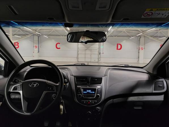 Hyundai Solaris I Рестайлинг с пробегом 2015 года, цена 850 000 рублей, 168114 км, седан, Автокод Объявления