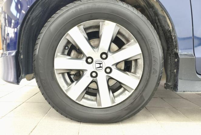 Honda Freed I с пробегом 2010 года, цена 899 000 рублей, 165860 км, компактвэн, Автокод Объявления