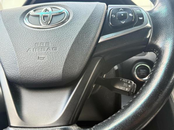 Toyota Camry VII (XV50) Рестайлинг 2 с пробегом 2017 года, цена 2 350 000 рублей, 215006 км, седан, Автокод Объявления