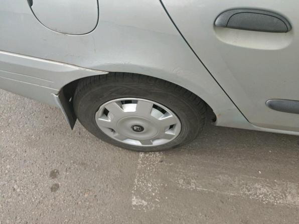 Renault Clio II с пробегом 2001 года, цена 140 000 рублей, 340000 км, седан, Автокод Объявления