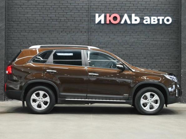 Kia Sorento II Рестайлинг с пробегом 2014 года, цена 1 640 000 рублей, 174965 км, внедорожник, Автокод Объявления
