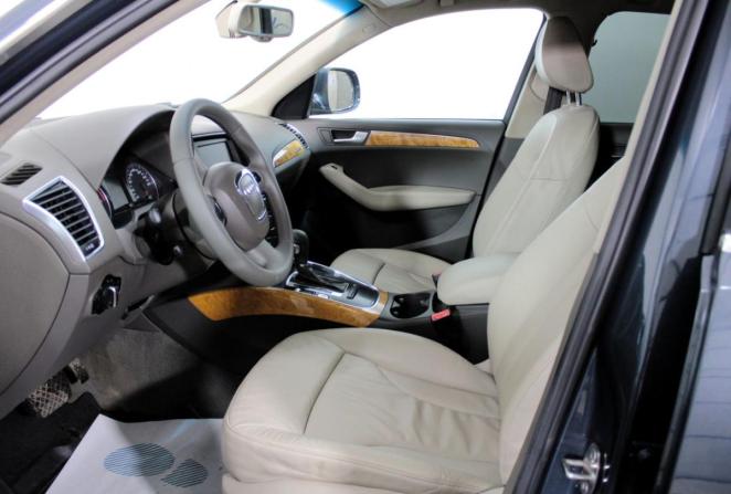 Audi Q5 I (8R) с пробегом 2010 года, цена 1 135 000 рублей, 275562 км, внедорожник, Автокод Объявления
