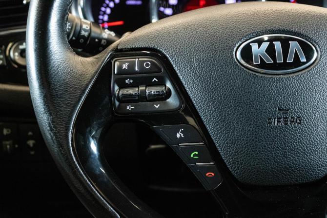 Kia Ceed II Рестайлинг с пробегом 2018 года, цена 1 339 000 рублей, 131430 км, универсал, Автокод Объявления