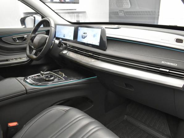 Exeed LX I Рестайлинг 2 с пробегом 2024 года, цена 2 575 000 рублей, 4227 км, внедорожник, Автокод Объявления
