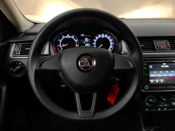 Skoda Rapid I Рестайлинг с пробегом 2018 года, цена 999 000 рублей, 123406 км, лифтбек, Автокод Объявления