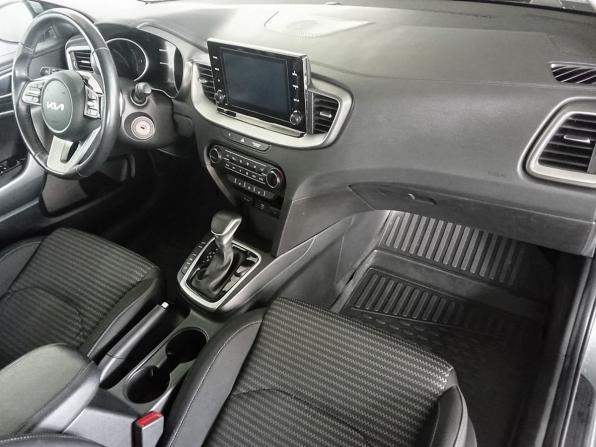 Kia Ceed III Рестайлинг с пробегом 2022 года, цена 1 790 000 рублей, 141565 км, универсал, Автокод Объявления