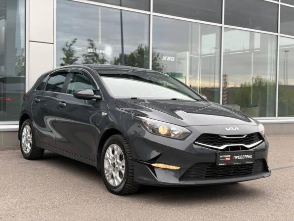 Kia Ceed III Рестайлинг с пробегом 2021 года, цена 2 150 000 рублей, 60800 км, хэтчбек, Автокод Объявления