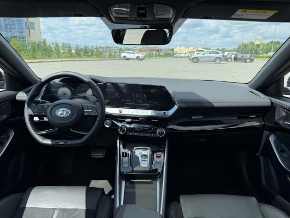 Hyundai Lafesta I Рестайлинг с пробегом 2025 года, цена 3 050 000 рублей, 119 км, седан, Автокод Объявления