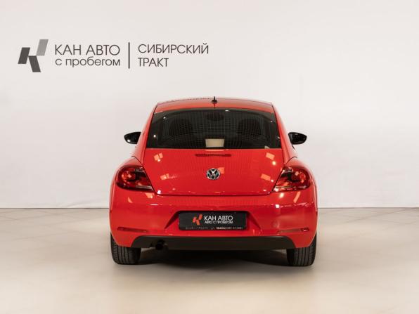 Volkswagen Beetle II (A5) с пробегом 2014 года, цена 1 747 200 рублей, 107506 км, хэтчбек, Автокод Объявления