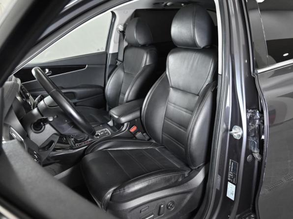 Kia Sorento III Prime Рестайлинг с пробегом 2018 года, цена 1 679 000 рублей, 88000 км, внедорожник, Автокод Объявления