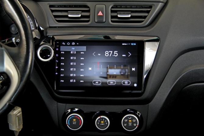 Kia Rio III Рестайлинг с пробегом 2015 года, цена 908 600 рублей, 103069 км, седан, Автокод Объявления