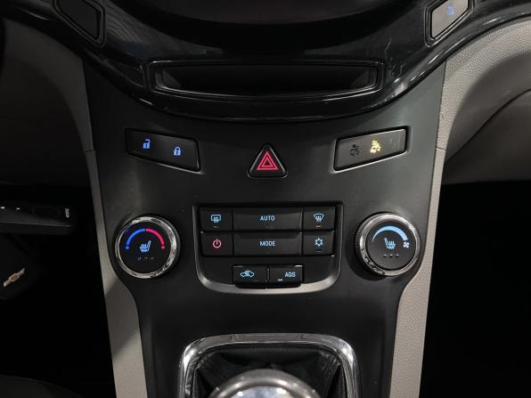 Chevrolet Orlando I с пробегом 2013 года, цена 1 020 000 рублей, 269337 км, компактвэн, Автокод Объявления