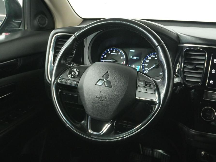 Mitsubishi Outlander III Рестайлинг 3 Вологда  - изображение 16