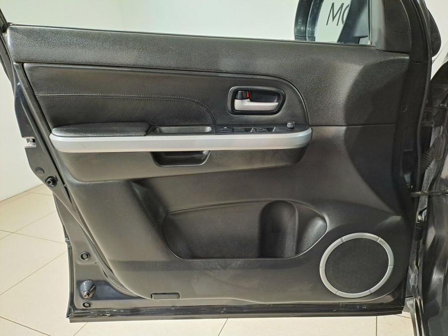 Suzuki Grand Vitara II Москва  - изображение 15