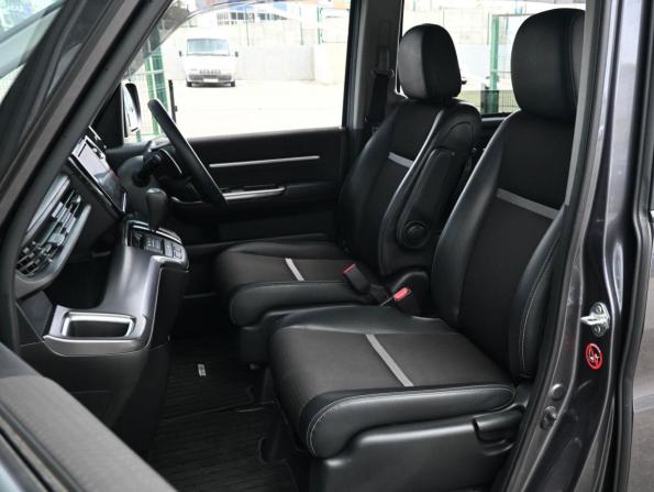 Honda Stepwgn V Рестайлинг с пробегом 2021 года, цена 2 679 000 рублей, 30903 км, минивэн, Автокод Объявления