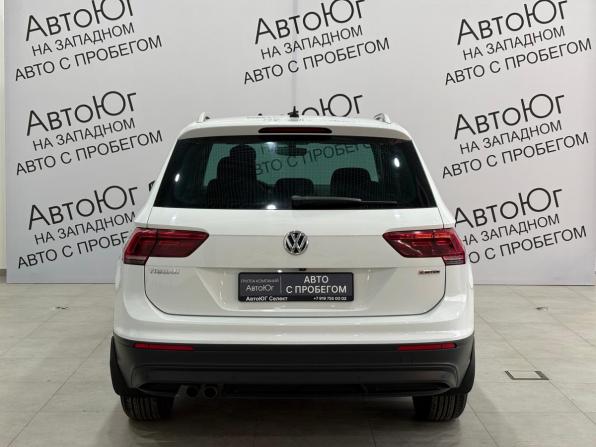 Volkswagen Tiguan II с пробегом 2018 года, цена 2 499 000 рублей, 92244 км, внедорожник, Автокод Объявления