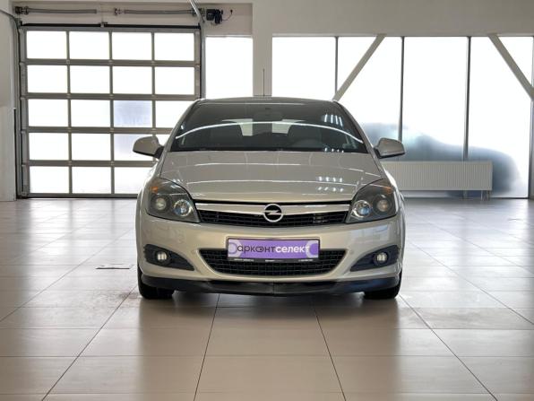 Opel Astra H Рестайлинг с пробегом 2010 года, цена 699 000 рублей, 198640 км, хэтчбек, Автокод Объявления