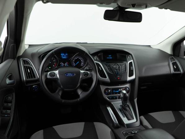 Ford Focus III с пробегом 2013 года, цена 1 118 888 рублей, 74815 км, хэтчбек, Автокод Объявления
