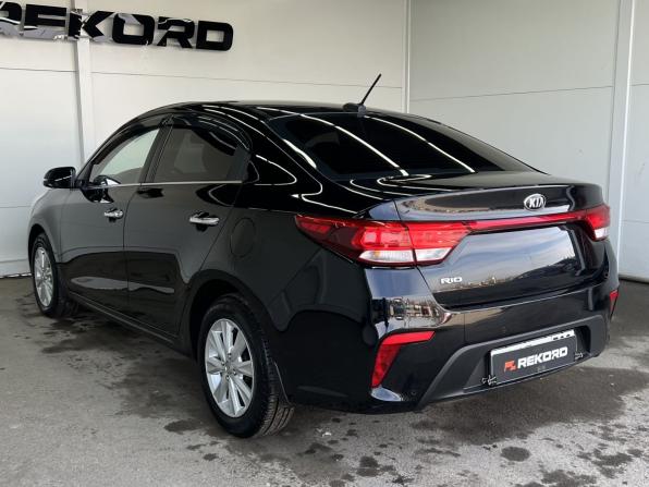 Kia Rio IV с пробегом 2017 года, цена 1 229 000 рублей, 199524 км, седан, Автокод Объявления