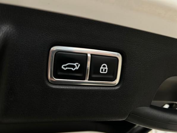 Kia Sorento IV с пробегом 2021 года, цена 3 100 000 рублей, 133000 км, внедорожник, Автокод Объявления