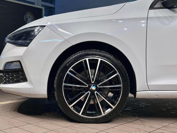 Skoda Rapid II с пробегом 2022 года, цена 1 449 000 рублей, 148437 км, лифтбек, Автокод Объявления
