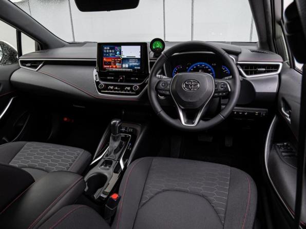 Toyota Corolla XII (E210) с пробегом 2018 года, цена 2 340 000 рублей, 151359 км, хэтчбек, Автокод Объявления