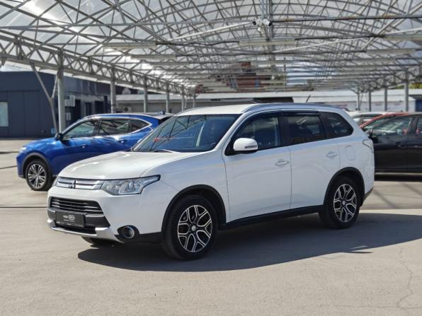 Mitsubishi Outlander III Рестайлинг с пробегом 2014 года, цена 1 231 700 рублей, 244877 км, внедорожник, Автокод Объявления