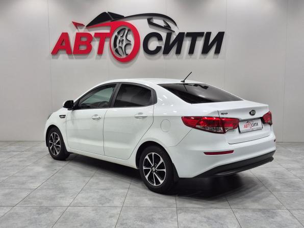 Kia Rio III Рестайлинг с пробегом 2016 года, цена 1 161 000 рублей, 92000 км, седан, Автокод Объявления