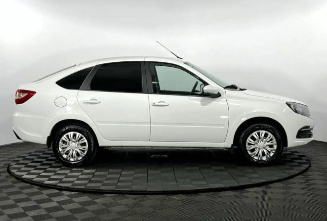 Lada (ВАЗ) Granta I Рестайлинг с пробегом 2023 года, цена 785 000 рублей, 54580 км, лифтбек, Автокод Объявления